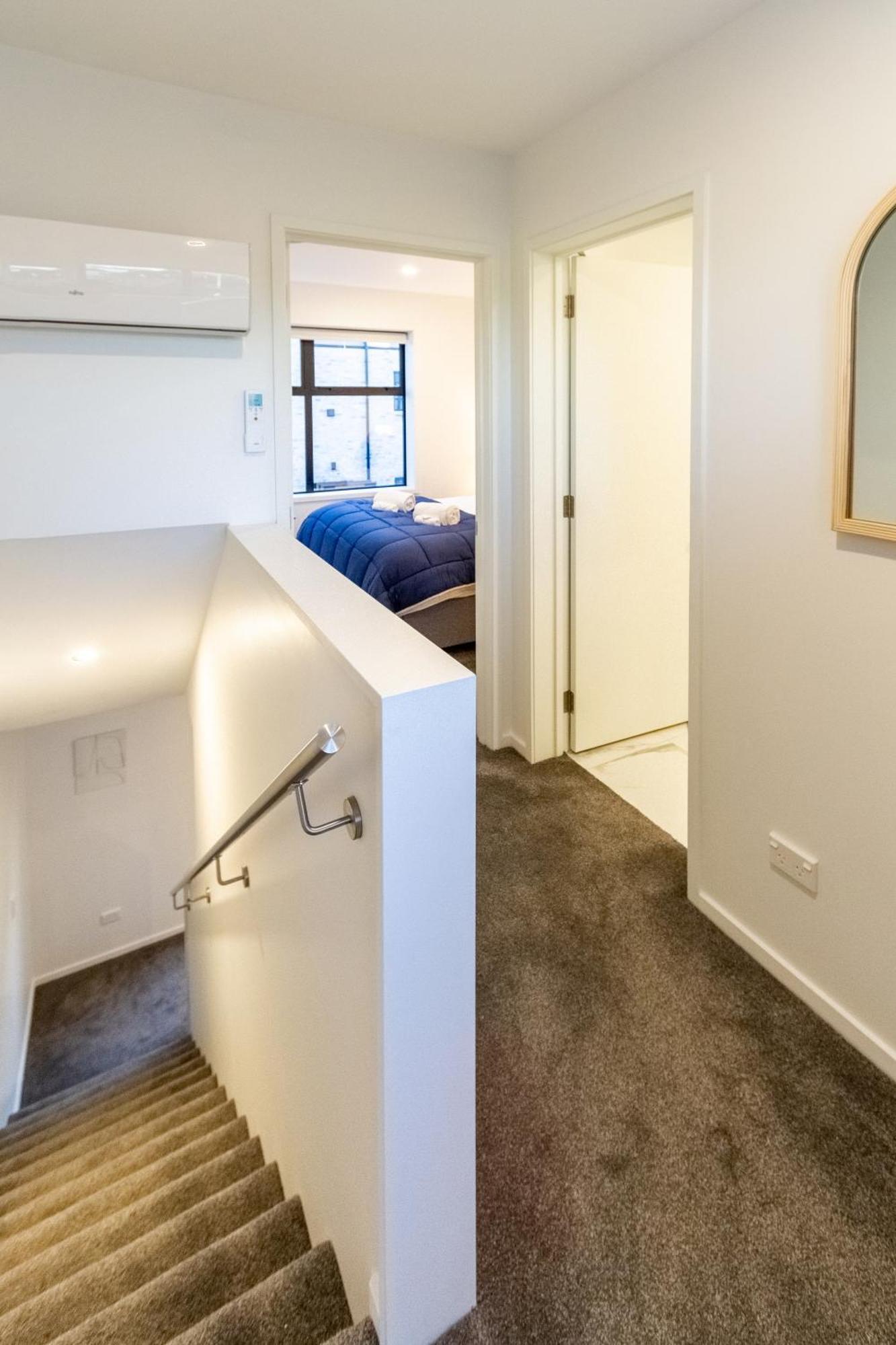 クライストチャーチUrban Elegance - 2 Bed, 2 Bath In The Cbdアパートメント エクステリア 写真